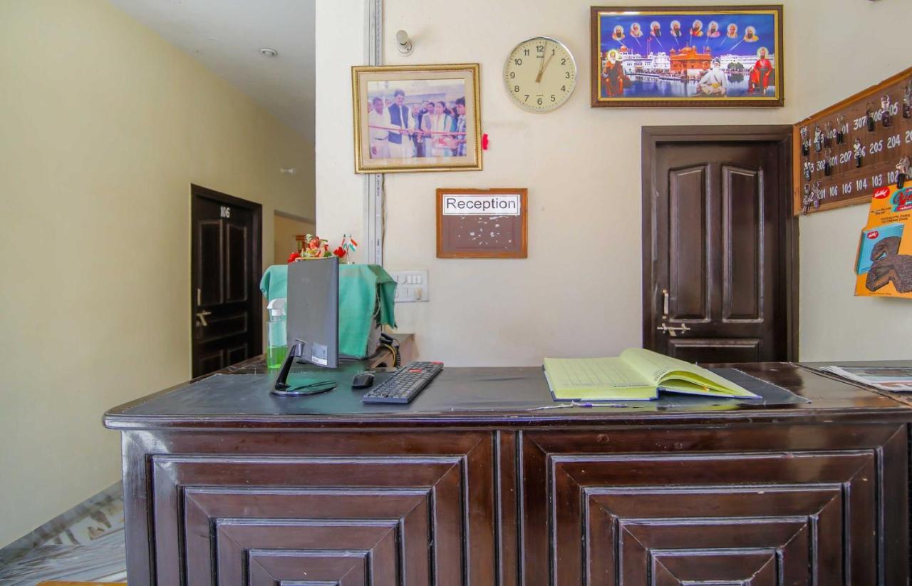 Collection O 81098 Hotel Royal Panjab Bijnaur Exterior photo