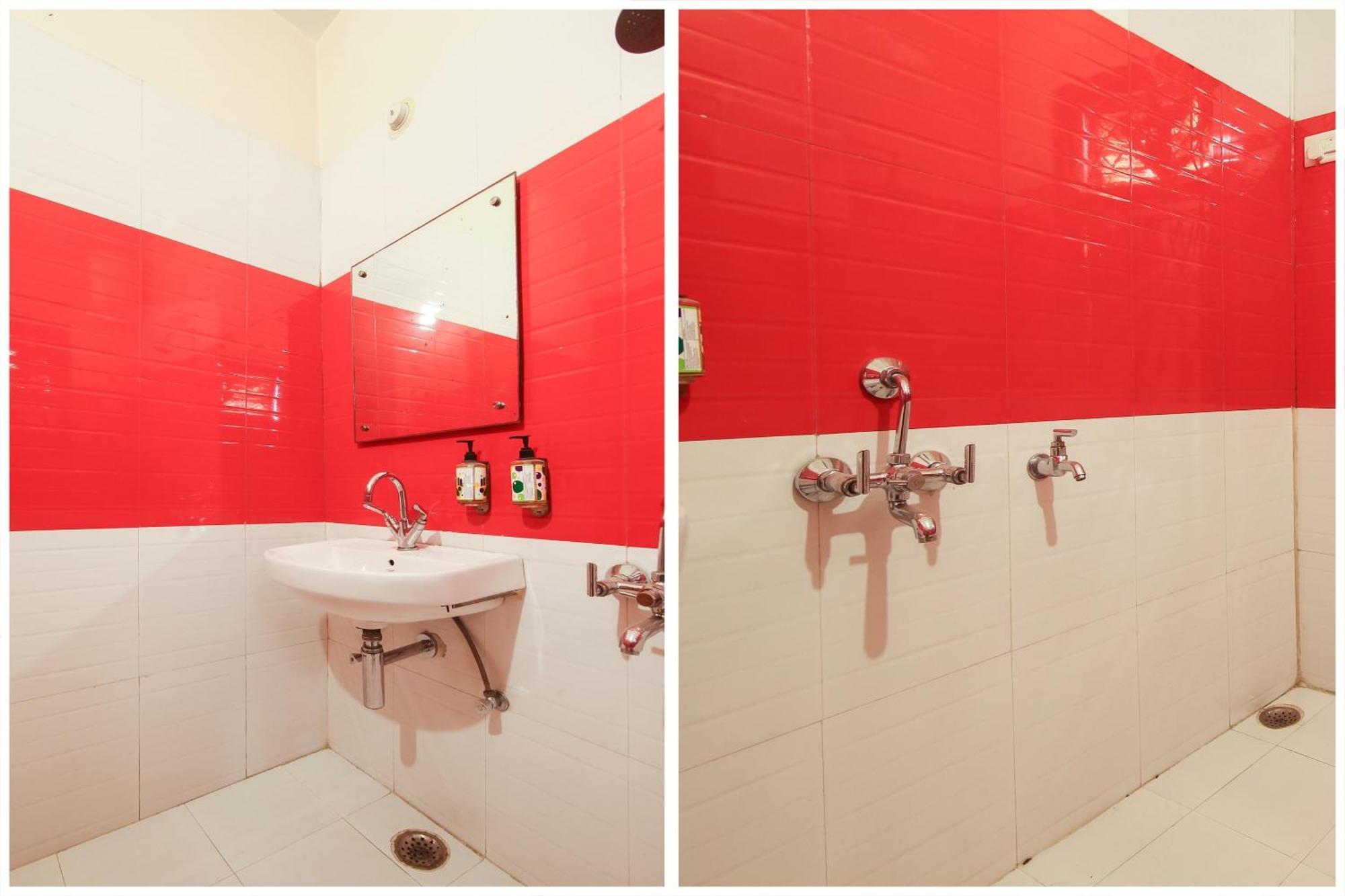 Collection O 81098 Hotel Royal Panjab Bijnaur Exterior photo